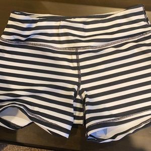 Size small Born Primitive